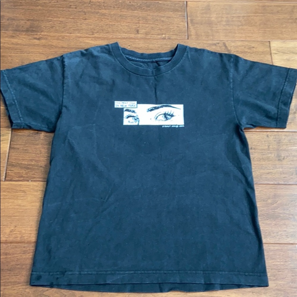 Graphic black shirt